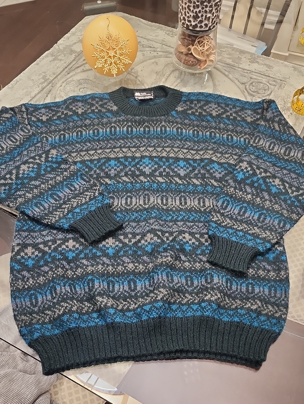 Magic Mountain Vintage Hand Made Mens Wool Crew Neck Sweater Medium
